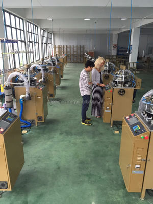 Машина для изготовления бейсбольных шапок с напряжением 220V/380V и производительностью 1kw